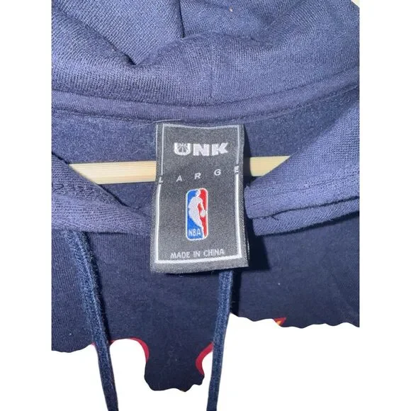 NBA Cleveland Cavaliers Wingspan Hoodie Sweatshirt Large